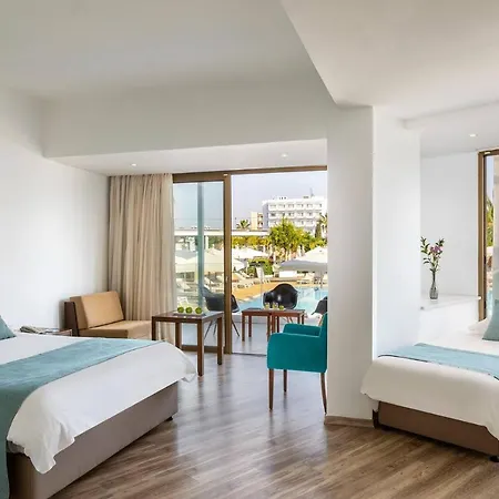 Crystal Springs Hotel