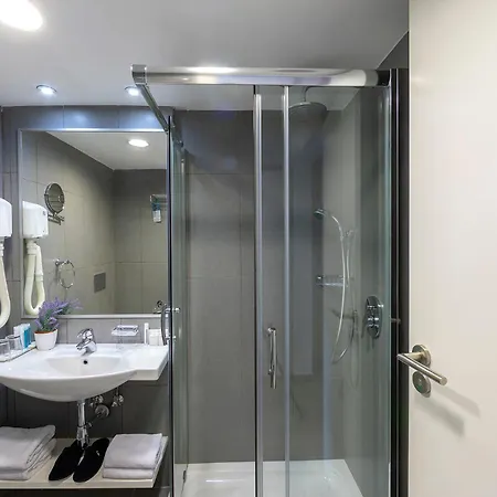 Crystal Springs Hotel 4*