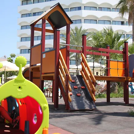 Hotel Crystal Springs 4*