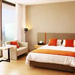 Crystal Springs 4*