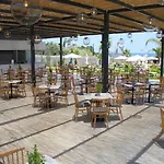 Crystal Springs Hotel 4*