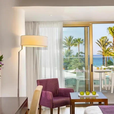 Crystal Springs Hotel 4*