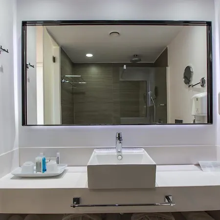 Crystal Springs Hotel 4*