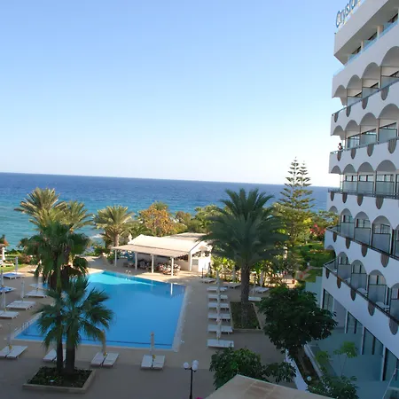 Crystal Springs Hotel