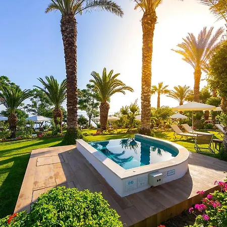 Crystal Springs Hotel 4*