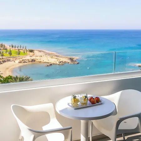 Hotel Crystal Springs 4*
