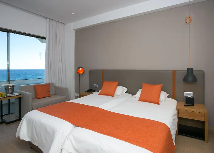 Hotel Crystal Springs 4*