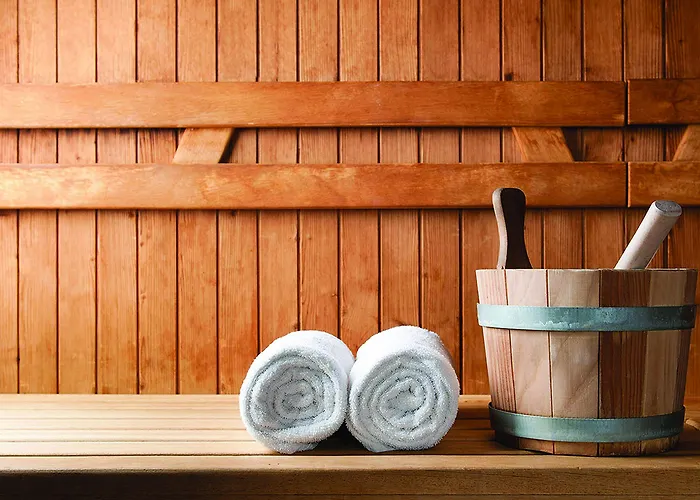 Hotel Crystal Springs