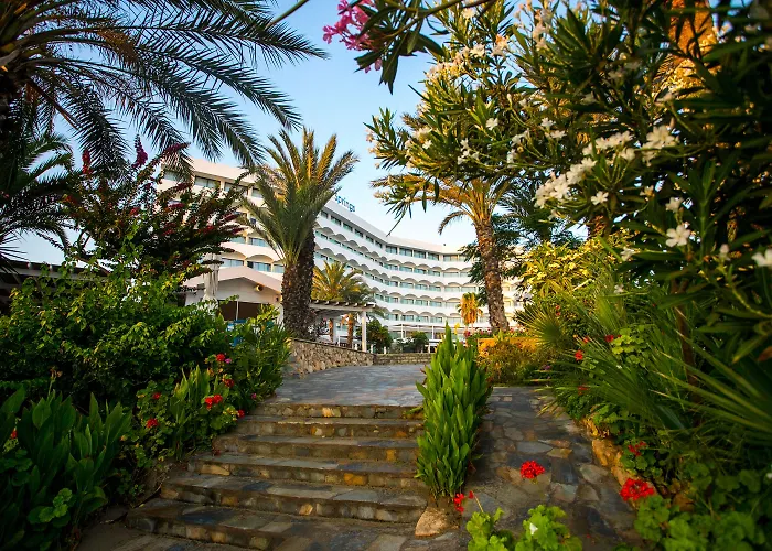 Crystal Springs Hotel 4*