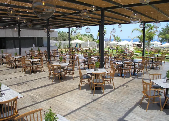 Crystal Springs Hotel 4*