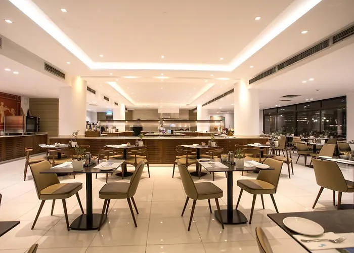 Hotel Crystal Springs