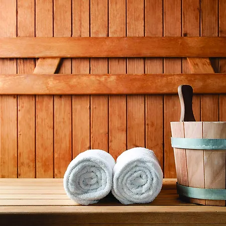 מלון Crystal Springs