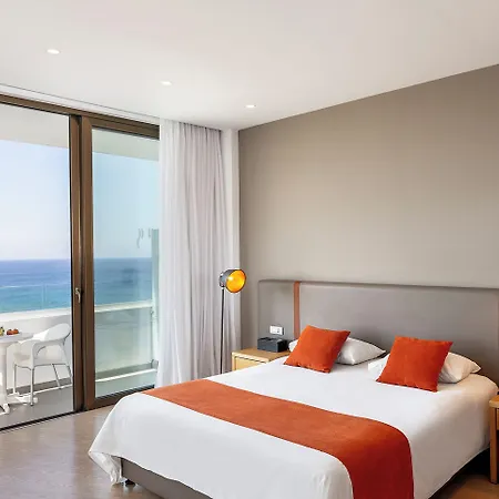 מלון Crystal Springs