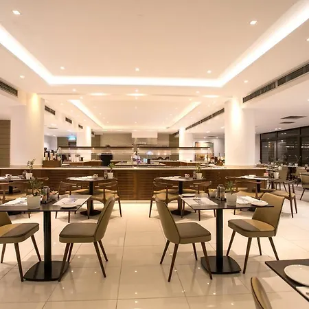 מלון Crystal Springs