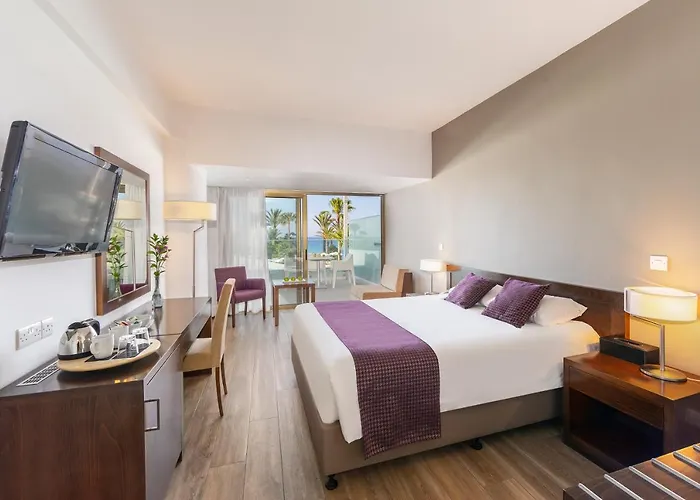 Crystal Springs Отель 4*